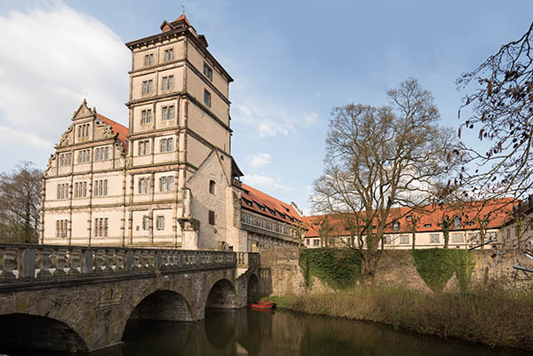 Schloss Brake-01.jpg Schloss Brake-01.jpg