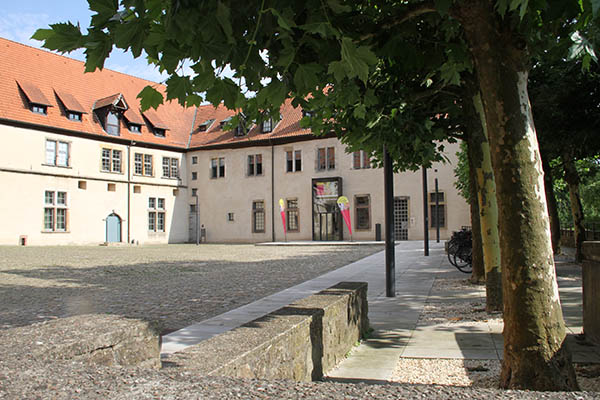 Schloss Brake-02.JPG