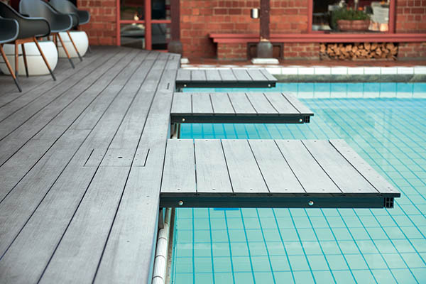 nif-pm-die exklusive_babylon_pool-terrasse_bild2.jpg nif-pm-die exklusive_babylon_pool-terrasse_bild2.jpg