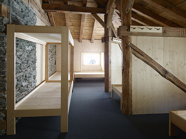 Schoeck_Hoernlihuette_Zermatt-CH_02.jpg Schoeck_Hoernlihuette_Zermatt-CH_02.jpg