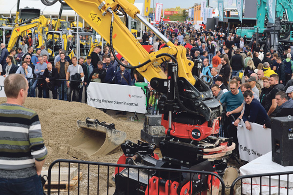 Rototilt_rockt_die_bauma_1.jpg