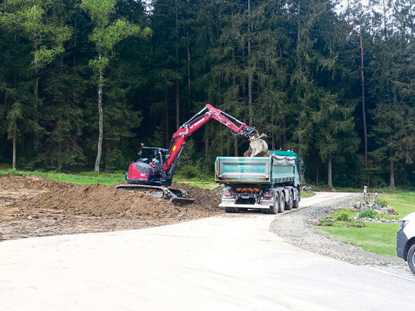 yanmar-midi Bagger