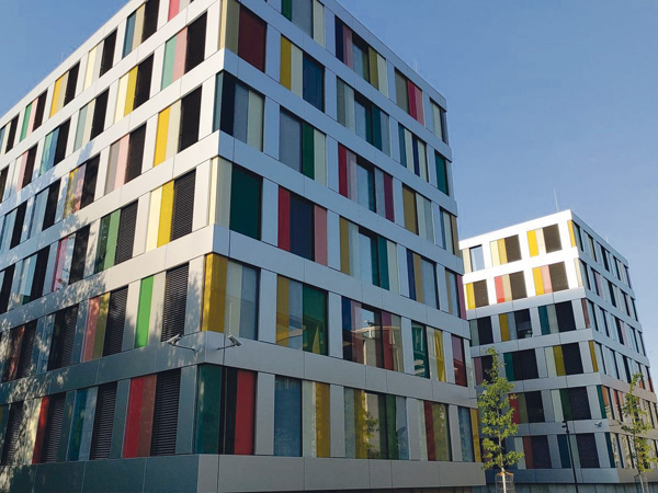 Holzbauweise Aussenfassade Gebäude Holzbau