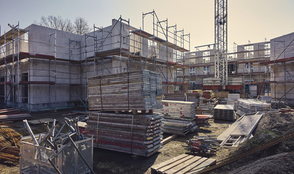 Baustelle Rohbau Baumaterialien Wohnhaus 