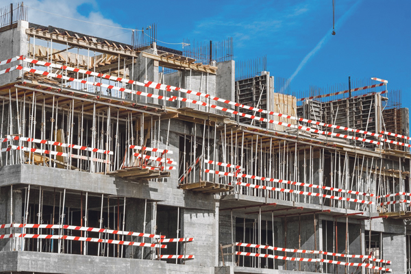 Wohnungsbau Baustelle Gerüst Gebäudebau Himmel