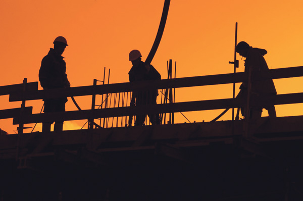 Baustelle Bauarbeiter Sonnenuntergang Bewehrung