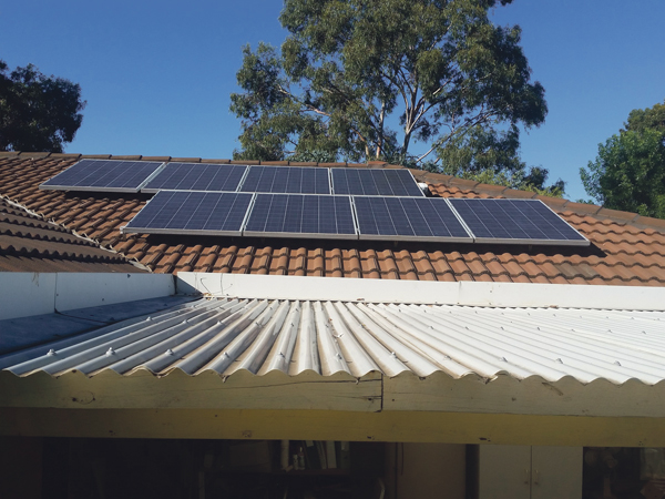 Solarpanele Dach Photovoltaikanlage