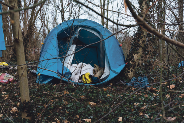 Obdach- und Wohnungslosigkeit Zelt Natur Zelten Campen