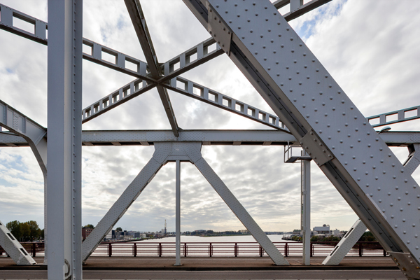 Stahlpflaster Stahlpflaster Brückensanierung Brücke Brückenbau