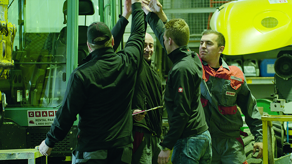 Cramo-Team.jpg Cramo-Team.jpg