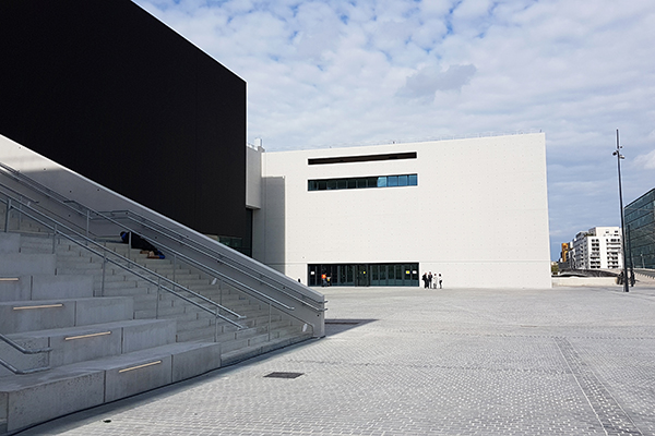 4_La Seine Musicale_Fassadenveredelung_Ost-Fassade_Repacryl.jpg 4_La Seine Musicale_Fassadenveredelung_Ost-Fassade_Repacryl.jpg