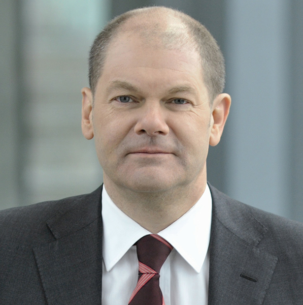 portraet-scholz.jpg