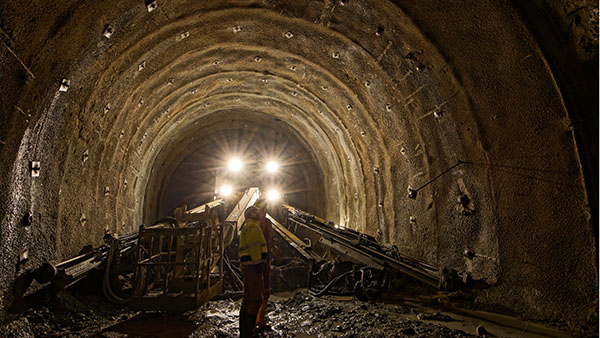 fischer-Brenner-Basistunnel-Bild-5.jpg fischer-Brenner-Basistunnel-Bild-5.jpg
