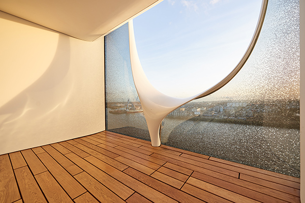 Foto 2 (Elphi, Loggia).jpg Foto 2 (Elphi, Loggia).jpg