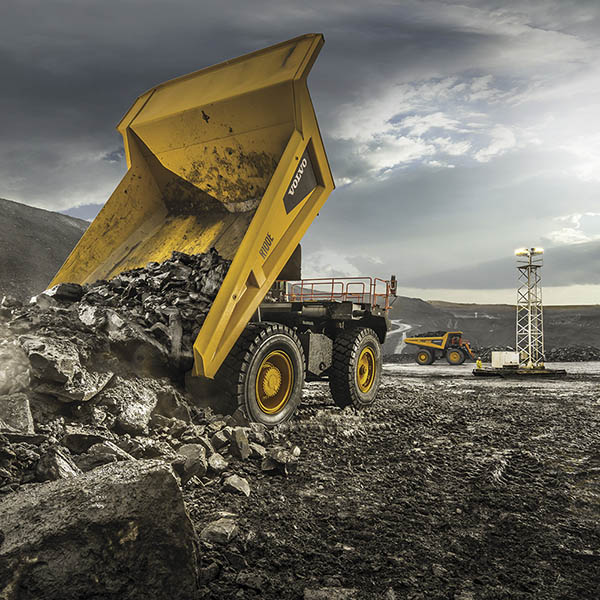 volvo-benefits-rigid-hauler-r100e-t2-fully-loaded-1000x1000.jpg volvo-benefits-rigid-hauler-r100e-t2-fully-loaded-1000x1000.jpg
