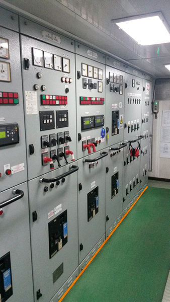 Bearing of a power distribution unit on a ship_.jpg
