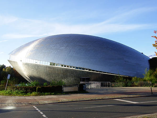 Universum Bremen-01.JPG Universum Bremen-01.JPG