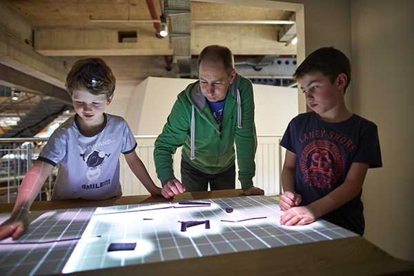 Universum Bremen-18.jpg Universum Bremen-18.jpg