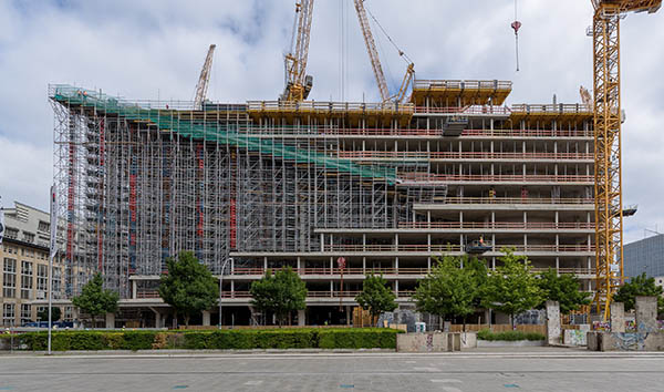 AS Neubau 12.06.2018 kl-0005-4438_Ansicht Zimmerstr._zugeschnitten.jpg AS Neubau 12.06.2018 kl-0005-4438_Ansicht Zimmerstr._zugeschnitten.jpg