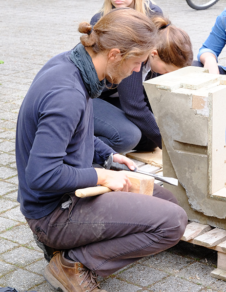 Skulpturen3_HTWK_Foto_Gruenert.jpg Skulpturen3_HTWK_Foto_Gruenert.jpg