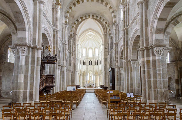 basilika_vezelay_03.JPG