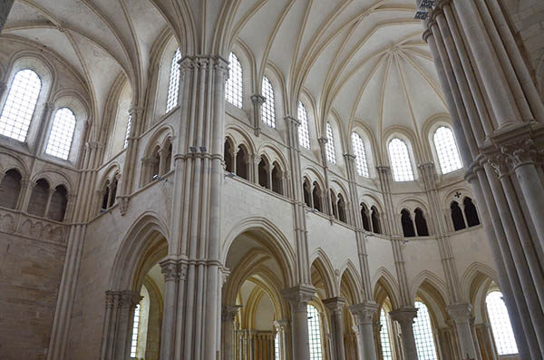 basilika_vezelay_04.JPG