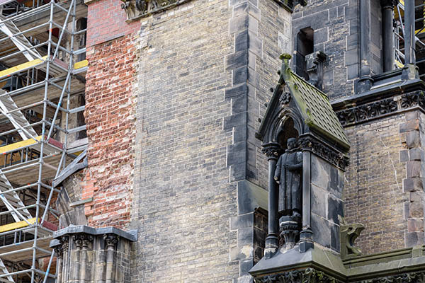 nikolai_kirche_hamburg_05.JPG nikolai_kirche_hamburg_05.JPG