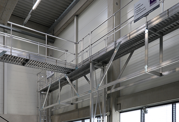 Niemann-Laes_Trainigszentrum_FotoKOLLAXO.jpg Niemann-Laes_Trainigszentrum_FotoKOLLAXO.jpg