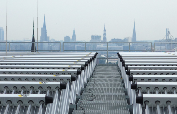 RÃ¶hrenkollektoren_Hamburger-Skyline.jpg