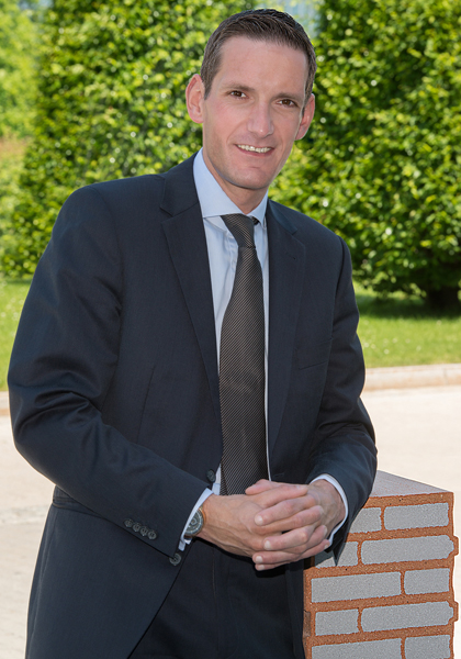WB-20-2013_UN_Meldung_Strukturveränderung_Bild-02_Sven Marco Studer.jpg WB-20-2013_UN_Meldung_Strukturveränderung_Bild-02_Sven Marco Studer.jpg