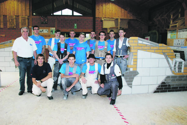 Maurer_Gruppenfoto.jpg Maurer_Gruppenfoto.jpg