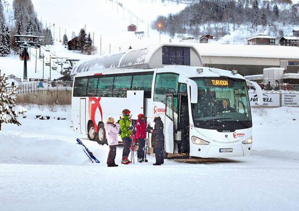 Continental Winter Tires Coach.jpg Continental Winter Tires Coach.jpg