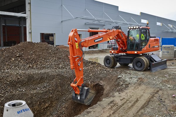 Doosan-Wheeled-Excavator-DX190W-3-Bucket-Construction-01_131113.jpg_Interflow - JPG - Fit to Box_600_500_true.jpg