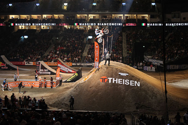 Theisen - Night of the Jumps Berlin[1].jpg