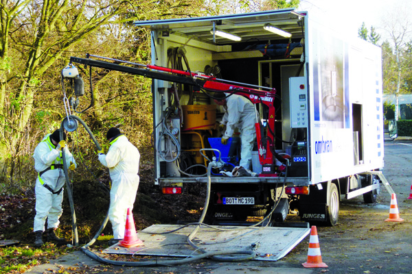 MRT-LKW im Einsatz_2.jpg MRT-LKW im Einsatz_2.jpg