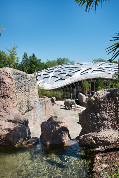 Kaeng Krachan Elefantenpark außen_low.jpg Kaeng Krachan Elefantenpark außen_low.jpg
