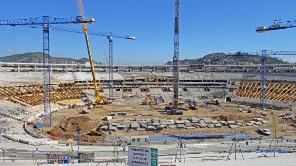 Maracana_Refurbishment_Aug 2012.jpg