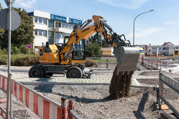 news_2014_08_14_liebherr-web.jpg news_2014_08_14_liebherr-web.jpg