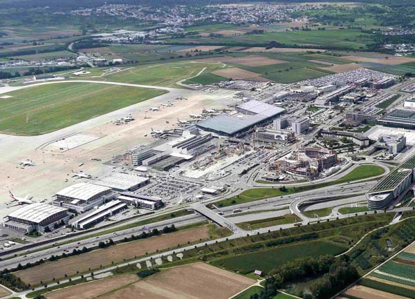 Luftbild_der_Baustelle _New_Office_Airport_Stuttgart_low.jpg