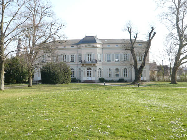 Rheingaupalais-02.jpg Rheingaupalais-02.jpg