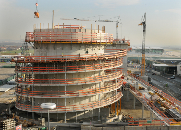 37-37-141124_Flughafen_P14_Baustelle_033.jpg 37-37-141124_Flughafen_P14_Baustelle_033.jpg