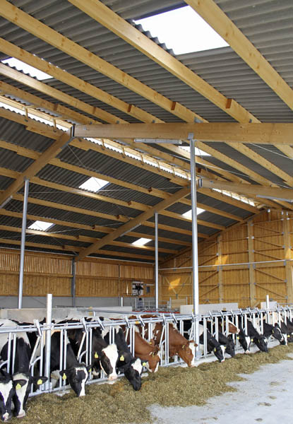 15-04 Landwirtschaft_Baustoff.jpg 15-04 Landwirtschaft_Baustoff.jpg