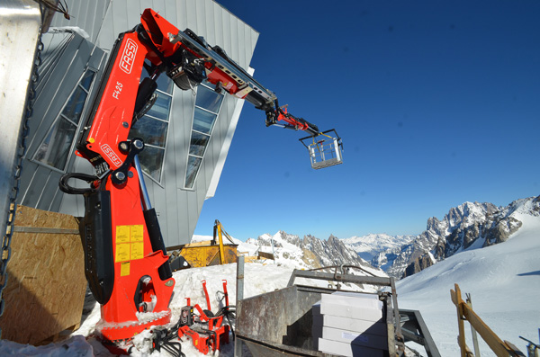 Fassi_Gru_Mont_Blanc_LR2.jpg Fassi_Gru_Mont_Blanc_LR2.jpg