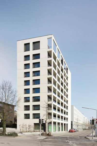 Generalsanierung_Wohnhochhaus_Quelle_Dietmar Strauss_web.jpg Generalsanierung_Wohnhochhaus_Quelle_Dietmar Strauss_web.jpg