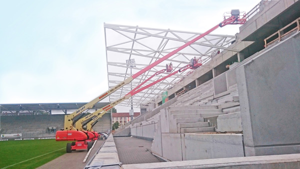 Stadion Chemnitz 2_ret.jpg