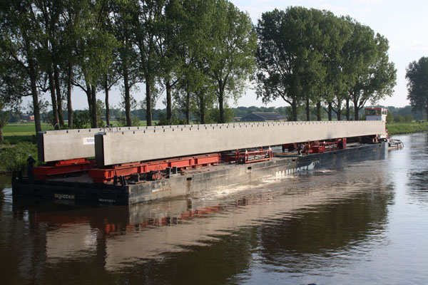 HaitsmaBeton_Brücke Zuidhorn_4.jpg HaitsmaBeton_Brücke Zuidhorn_4.jpg