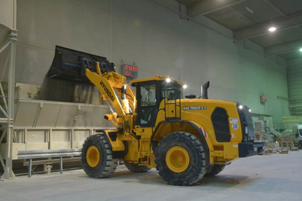 FormatFactoryHL960XT_01.jpg FormatFactoryHL960XT_01.jpg