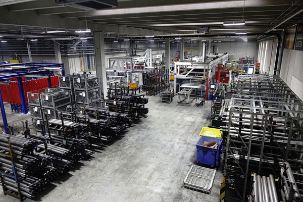 SAF-HOLLAND_we_think_ahead_6.jpg SAF-HOLLAND_we_think_ahead_6.jpg