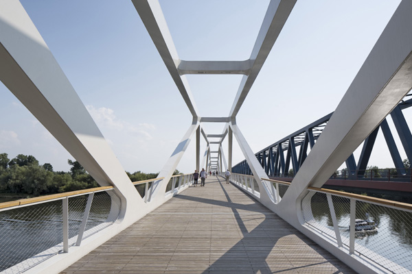 2016-Deggendorf-Huthmacher2.jpg 2016-Deggendorf-Huthmacher2.jpg