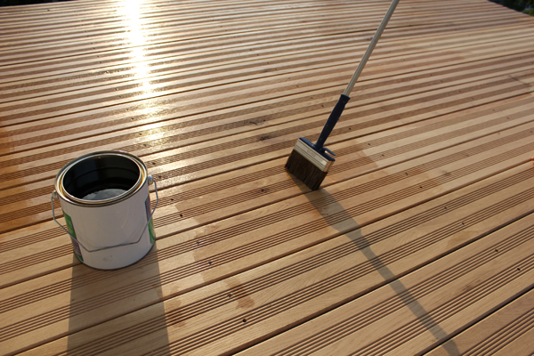 Holzschutz Terrassendielen_Foto PEFC Kollaxo.jpg Holzschutz Terrassendielen_Foto PEFC Kollaxo.jpg
